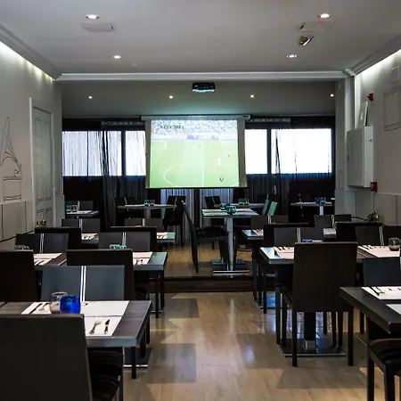 Hotel Suites Feria De Madrid 